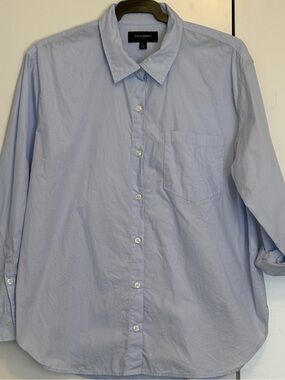 Banana Republic Light Blue Button-Up Shirt